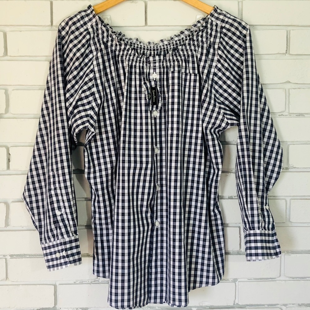 Neiman Marcus unique stylish Women’s top